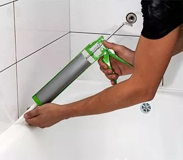 Expert Bathroom Caulking Services | Ash Caulker